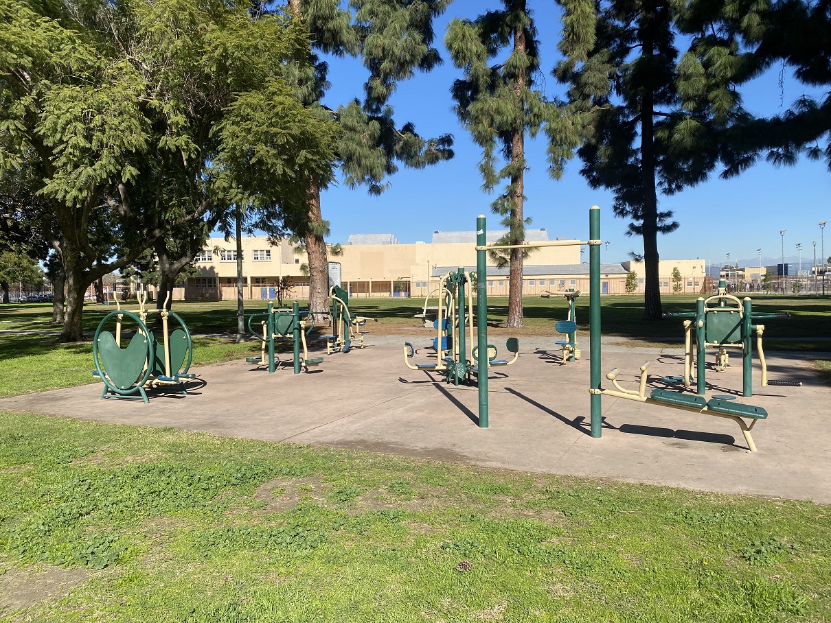 Houghton Park Long Beach CA – Outdoor Fitness Equipment